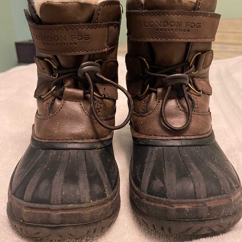 London Fog Kids Brown Boots